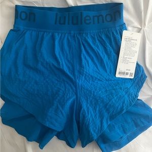Lulu lemon Size 4 Logo Waistband HR Train Short